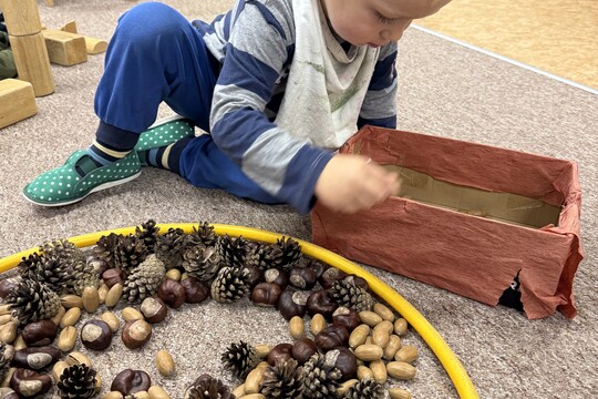 PODZIM KOLEM NÁS PODZIM KOLEM NÁS 1