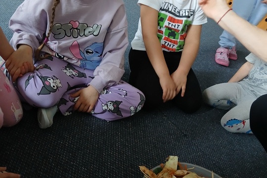 Koloběh živin aneb krmíme žížaly Koloběh živin aneb krmíme žížaly 1