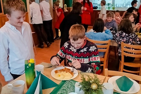 Sváteční vánoční tabule 1