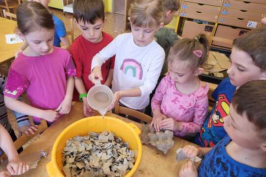 Recyklace papíru - Sluníčka 1