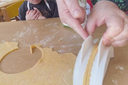 Pečeme s dětmi MRKVÁNKY se švestkovými povidly a vajíčkový QUICHE Pečeme s dětmi MRKVÁNKY se švestkovými povidly a vajíčkový QUICHE 1