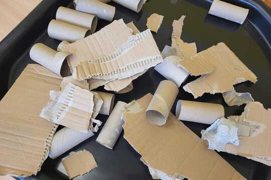 Recyklace papíru - Sluníčka 1