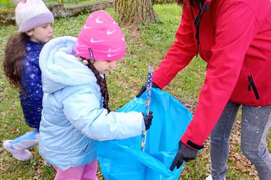 Sovičky z MŠ Dukelsých hrdinů - Malé ruce, velká pomoc přírodě 1