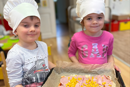 Ovocné osvěžení a hra na barmany i pizzaře u Žabiček 1