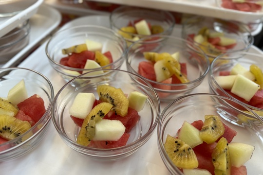 Když zdraví chutná: salát s pečenou rybou a domácí luštěninovou houstičkou Když zdraví chutná: salát s pečenou rybou a domácí luštěninovou houstičkou 1