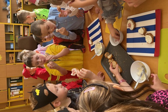 Karnevalové mlsání - Sluníčka 1