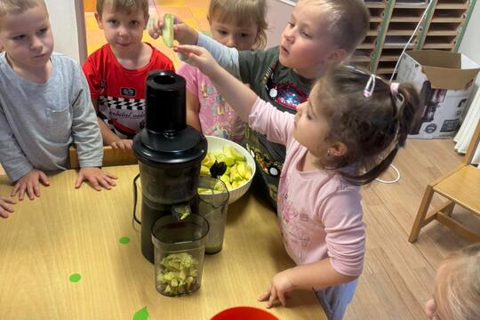 Vyrábíme šťávu z jablíček 1