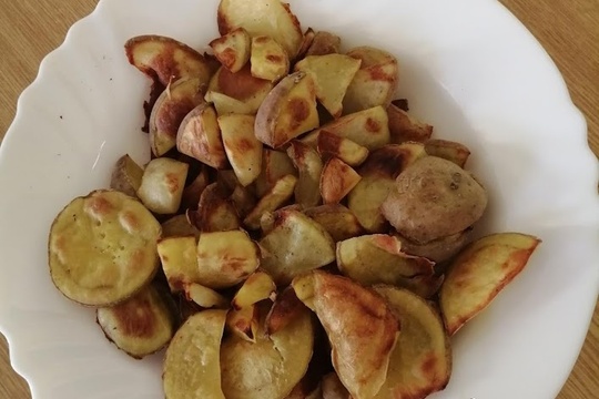 Pečení brambor 1