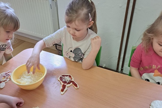 Velikonoční zajíčková pizza 1