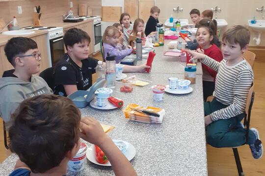 Mléko do škol v praxi – ochutnáváme, objevujeme, tvoříme 1