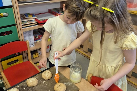 Žluté úterý ve znamení mazanců Žluté úterý ve znamení mazanců 1