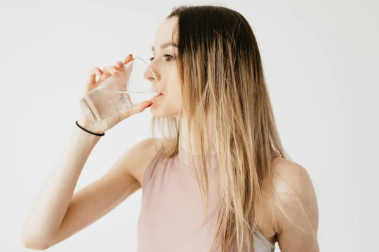 Sladké pokrmy a nápoje ve školních jídelnách – odměna nebo trest? 